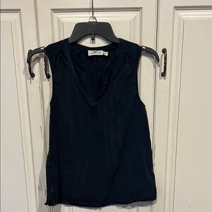 Vineyard Vines Black Sleeveless Tank Top